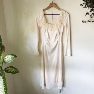 Cider | Knit Square Ruffled Neckline Gathered Midi Dress